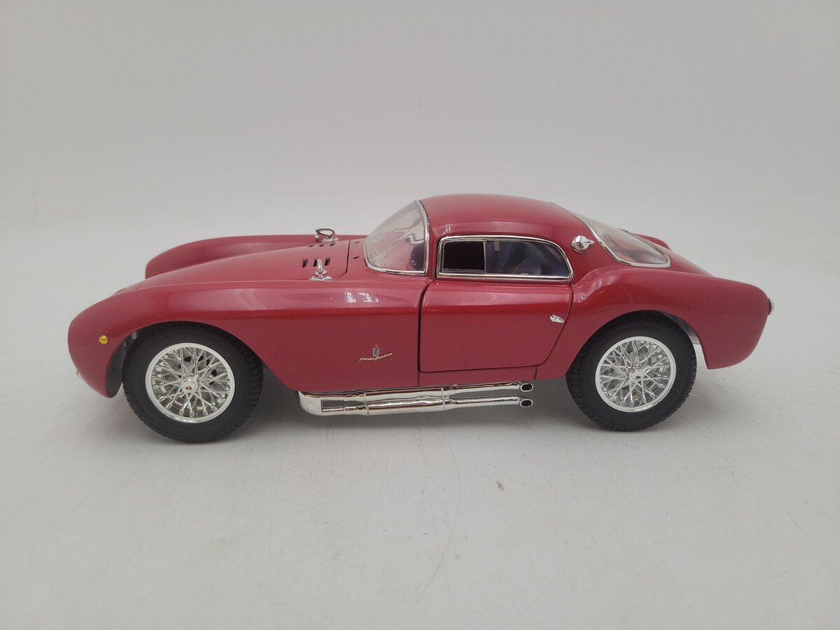 Ricko A6GCS 1:18 Scale Red Masserati 1954 Berlinetta With Removable Hood EX