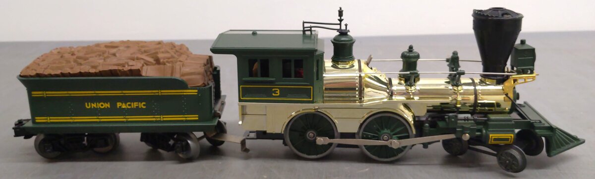 Lionel 6-8104 O Union Pacific Golden Arrow General Steam Loco #3 w/Display Case EX
