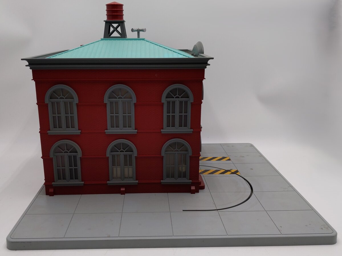 MTH 30-9102 O Gauge Operating Firehouse VG