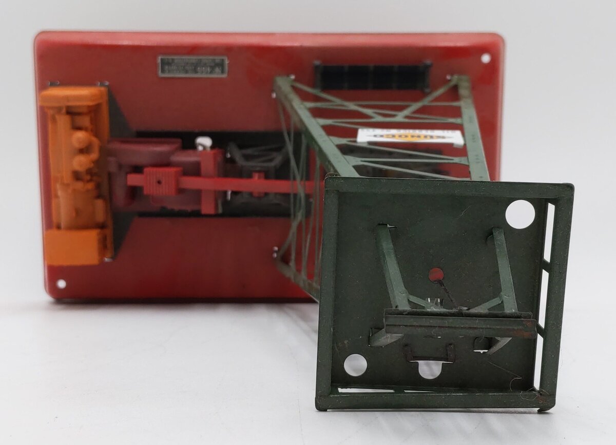 Lionel 455 Vintage O Operating Oil Derrick and Pumper VG