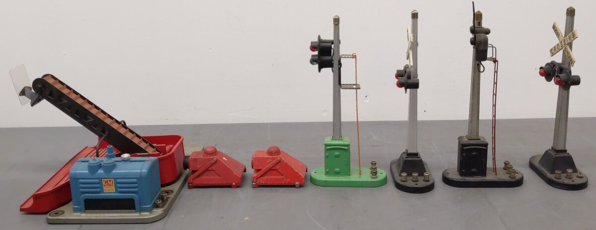 Lionel O Gauge Vintage Accessories #154,153,153,154,260,260,397 [7] VG