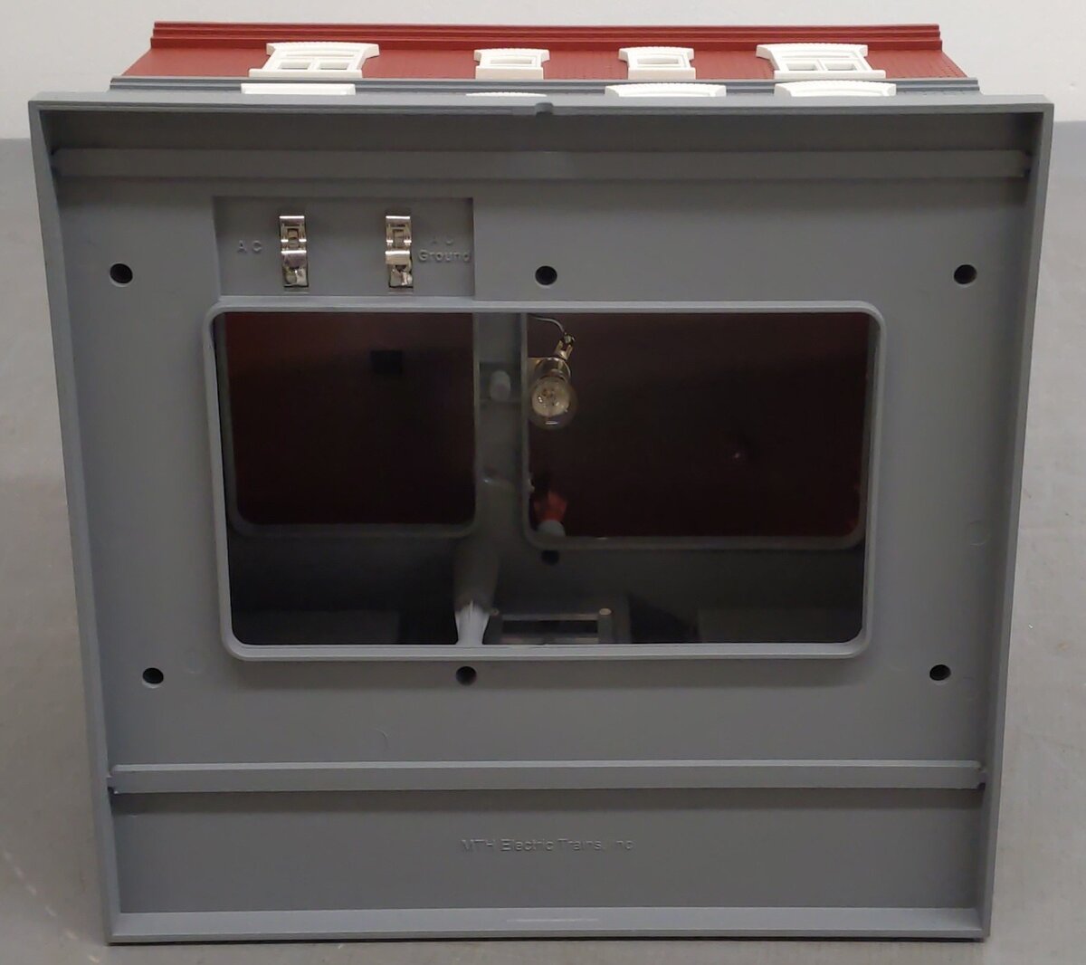 MTH 30-9018 O Hardware Store Red & Gray w/White Trim EX