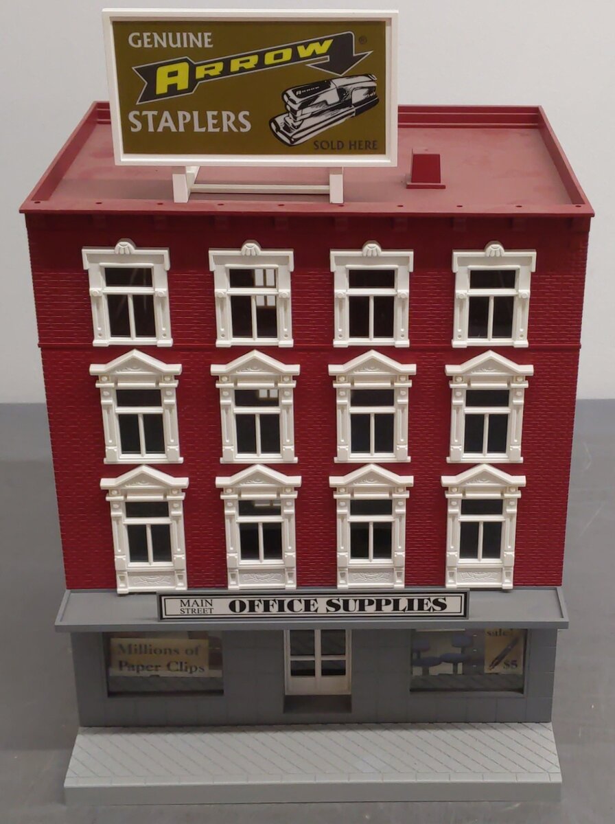 MTH 30-9013 O Four Story Office Supply Building EX