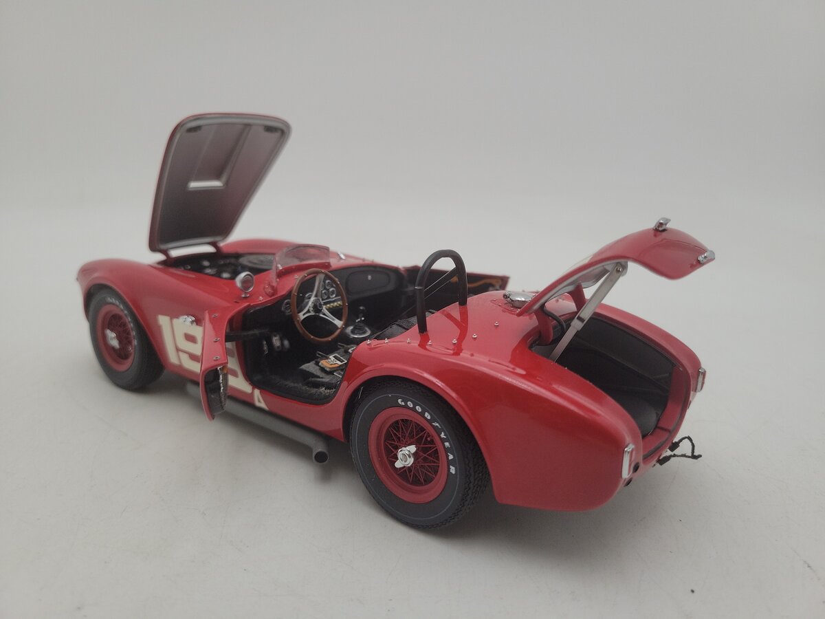 Exoto 2001 1:18 Scale 1963 Red Shelby Cobra 260 Coupe #198 A Limited Edition EX