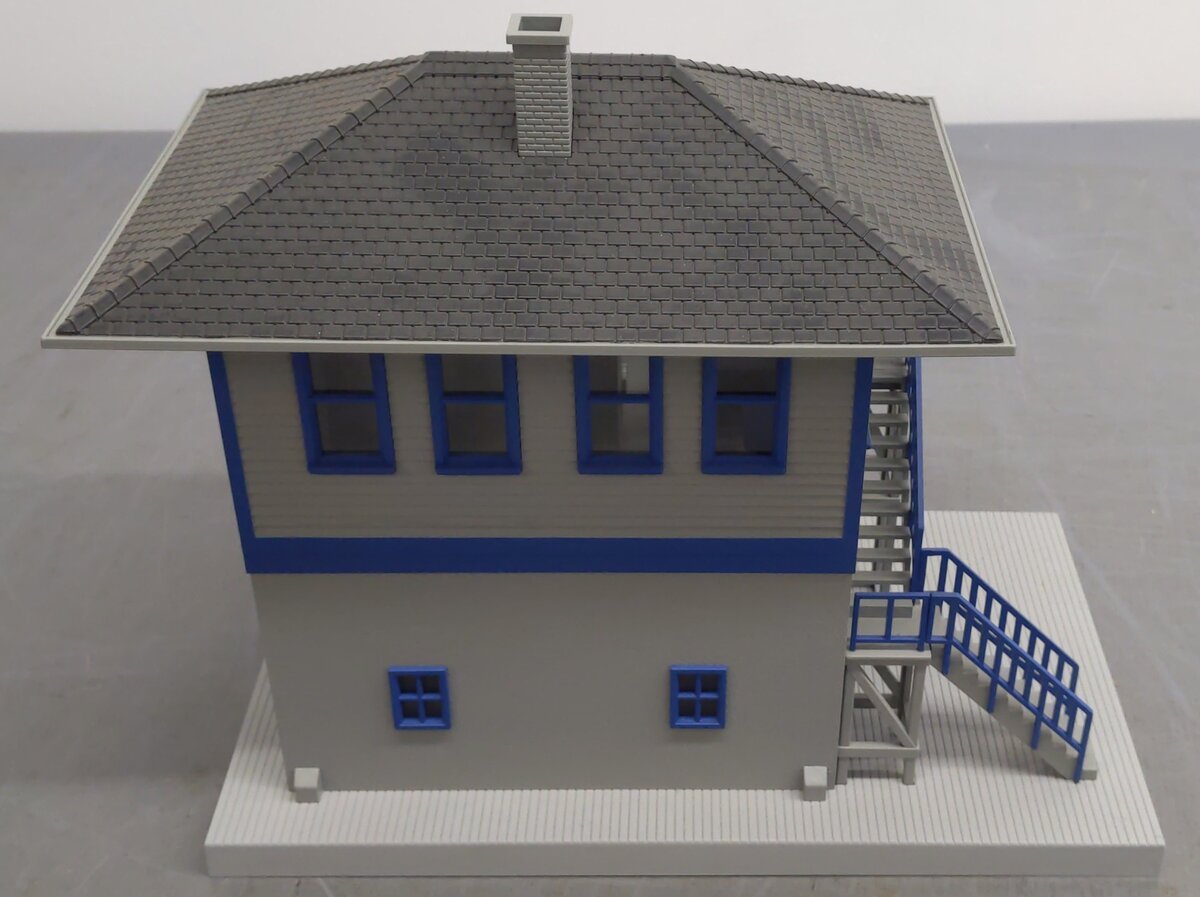 MTH 30-9011 O Gauge Gray & Blue Switch Tower EX