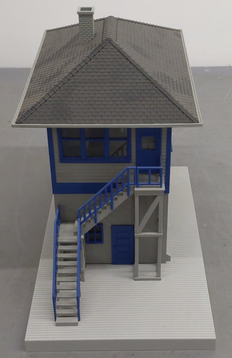 MTH 30-9011 O Gauge Gray & Blue Switch Tower EX