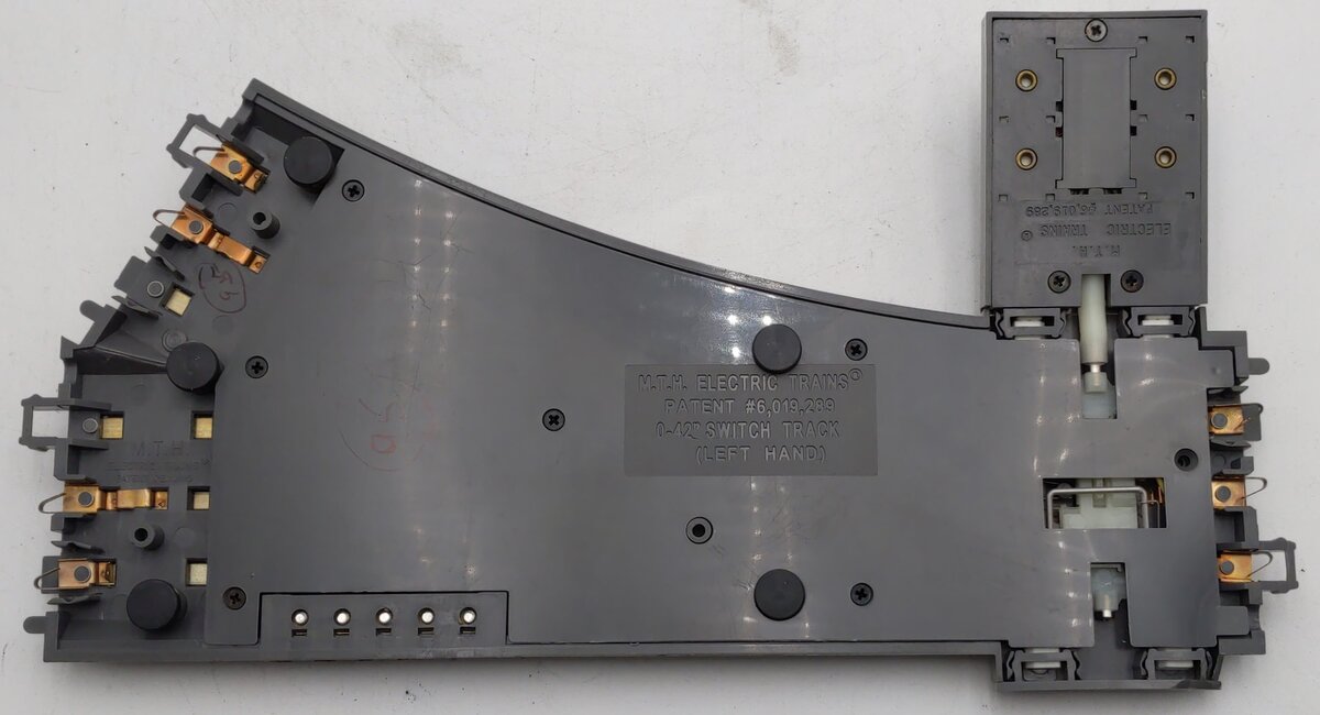MTH 40-1044 O42 RealTrax Nickel Silver Left Hand Remote Switch Turnout EX/Box