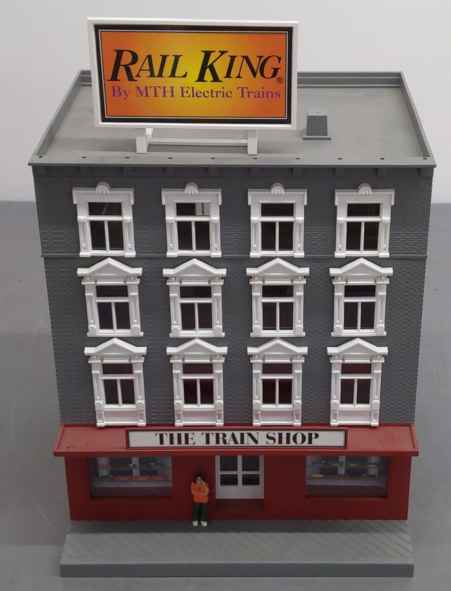 MTH 30-9004 O Rail Town The Train Shop Assembled Building EX