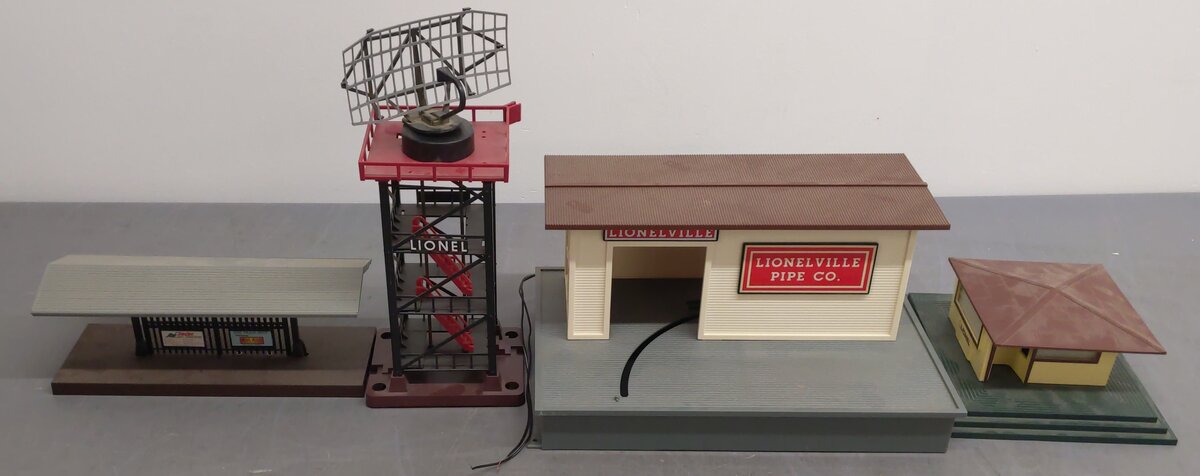 Lionel & MTH Assorted Accessories; 6-12798, 30-9006, 6-12735, 197 [4] VG