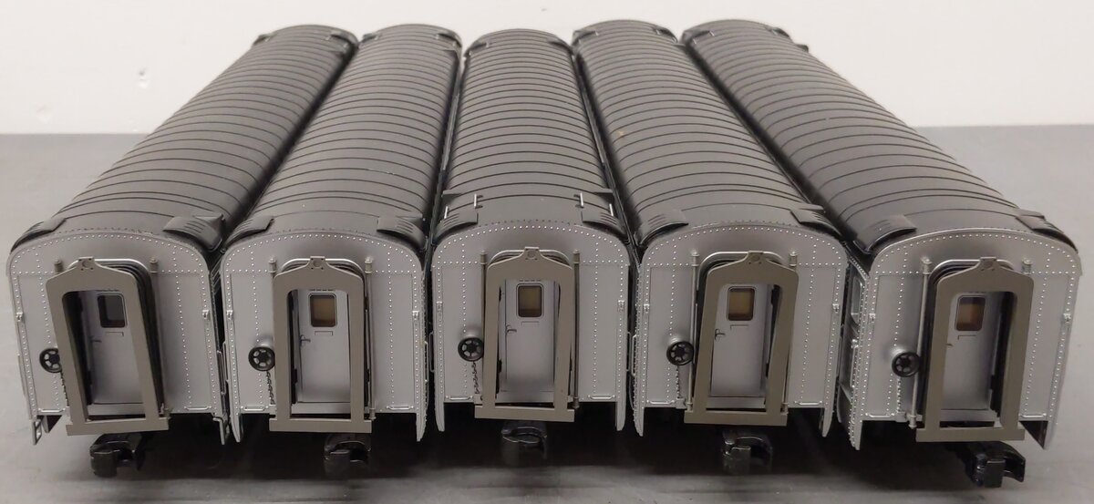 MTH 20-65197 New Haven Premier 70' Streamlined Passenger Car Set (Set of 5) EX/Box