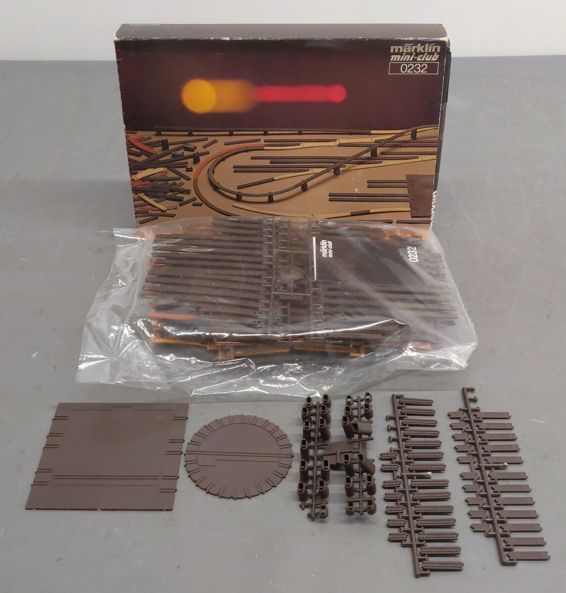 Marklin 0232 Z Scale Track Planning Game EX/Box