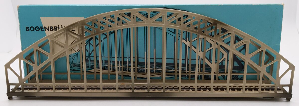 Marklin 7163 Vintage HO Scale M Track Arched Bridge VG/Box