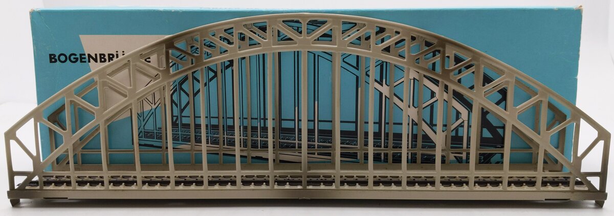 Marklin 7163 Vintage HO Scale M Track Arched Bridge EX/Box