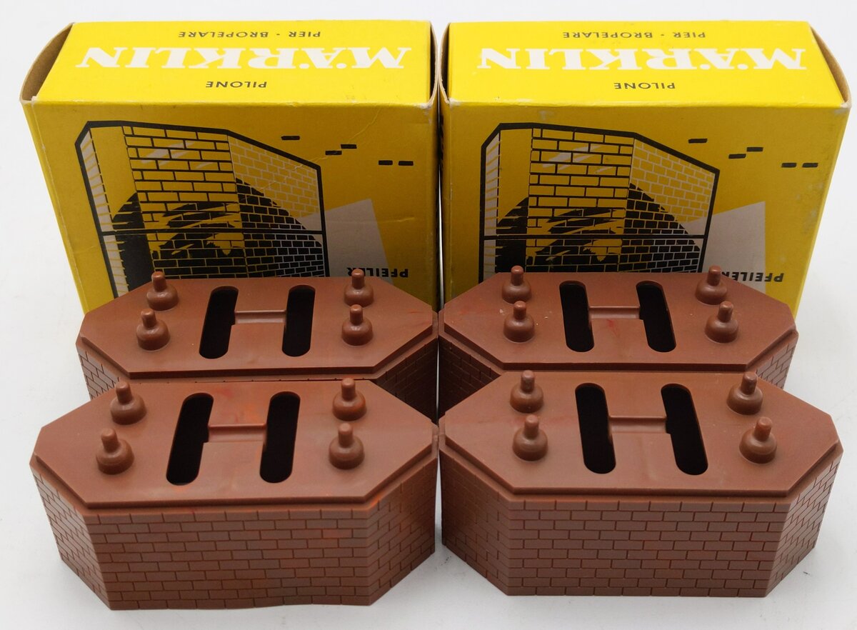Marklin 7064 HO Scale Piers (4) EX/Box