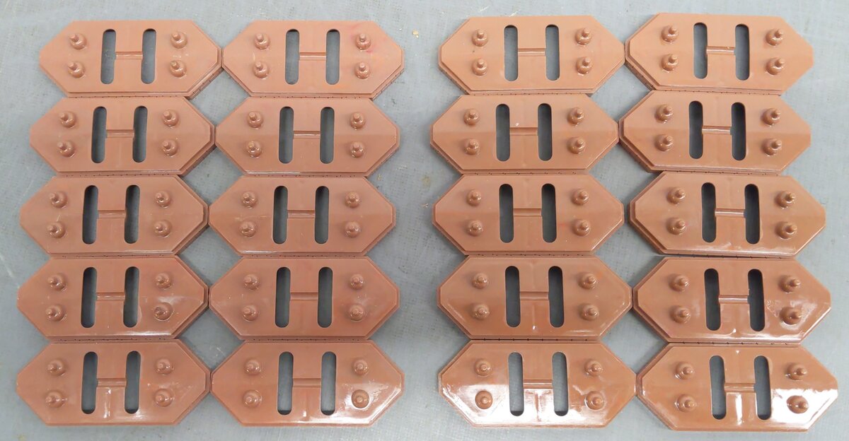 Marklin 7065 HO Scale Bridge Piers (2 Sets) EX/Box