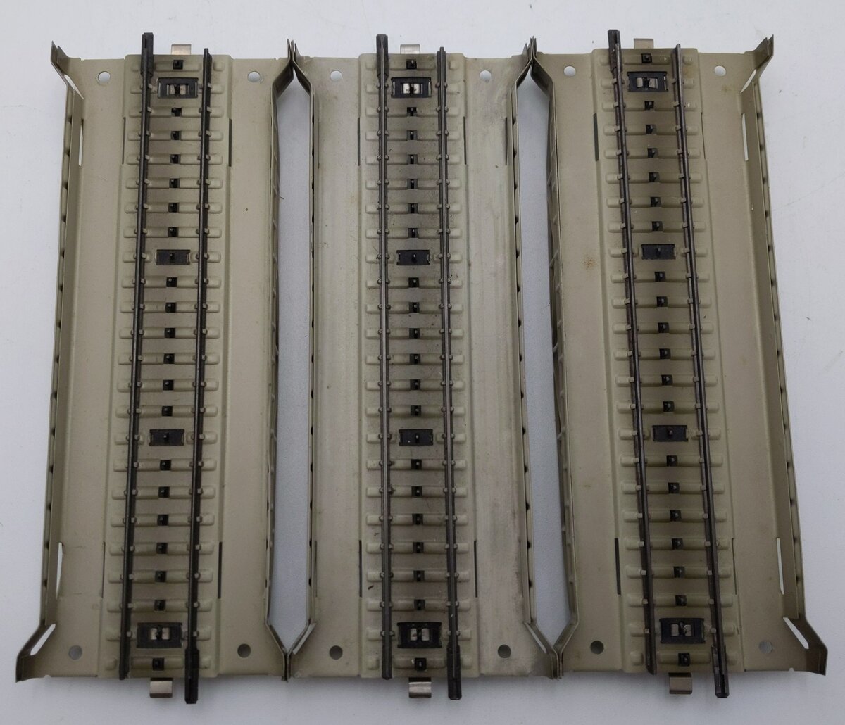 Marklin 7168 HO Scale Metal Straight Approach Sections (3) VG