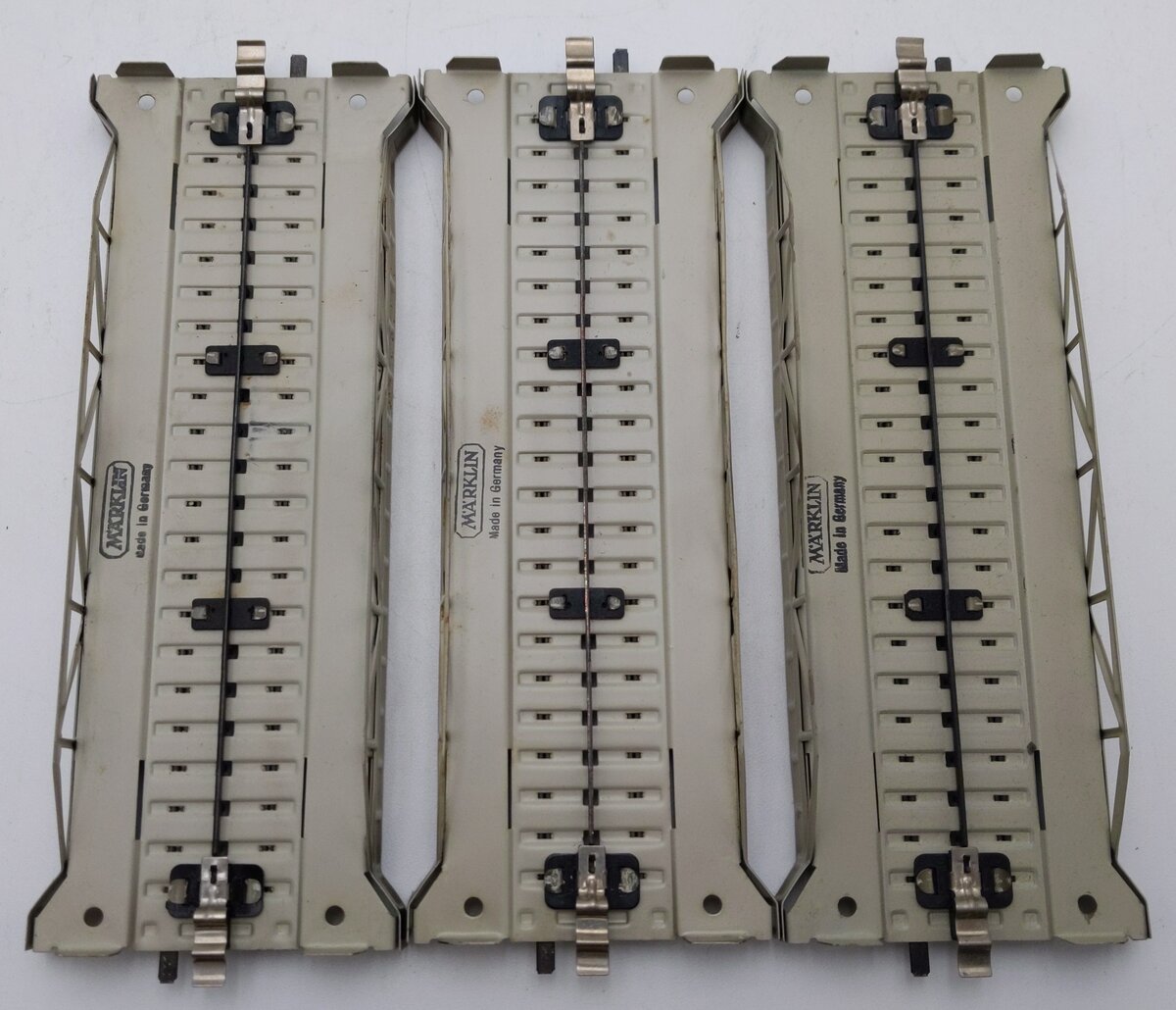 Marklin 7168 HO Scale Metal Straight Approach Sections (3) VG