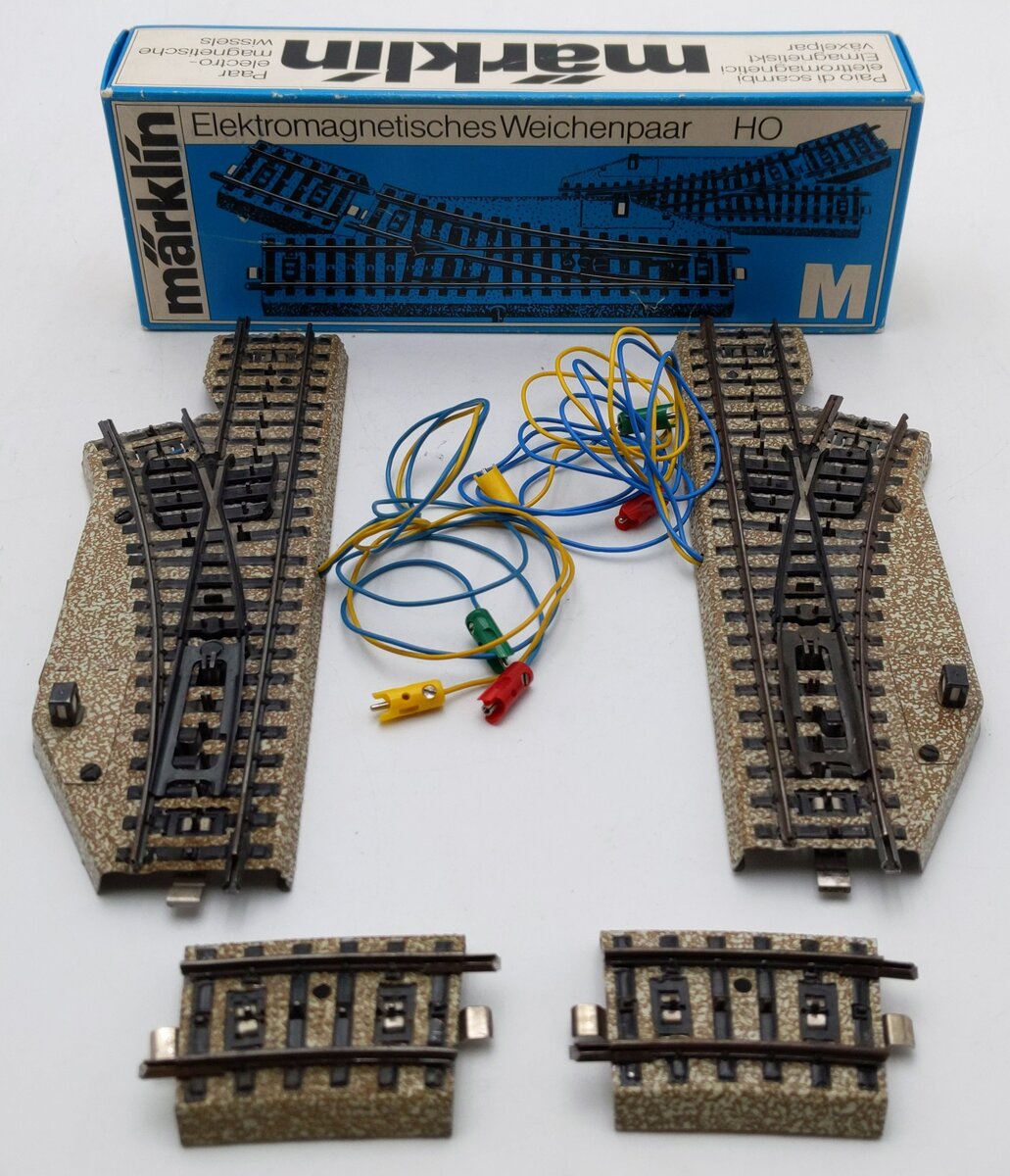 Marklin 5137 HO Metal Track 2-Way Swich Turnout (Pack of 2) EX/Box