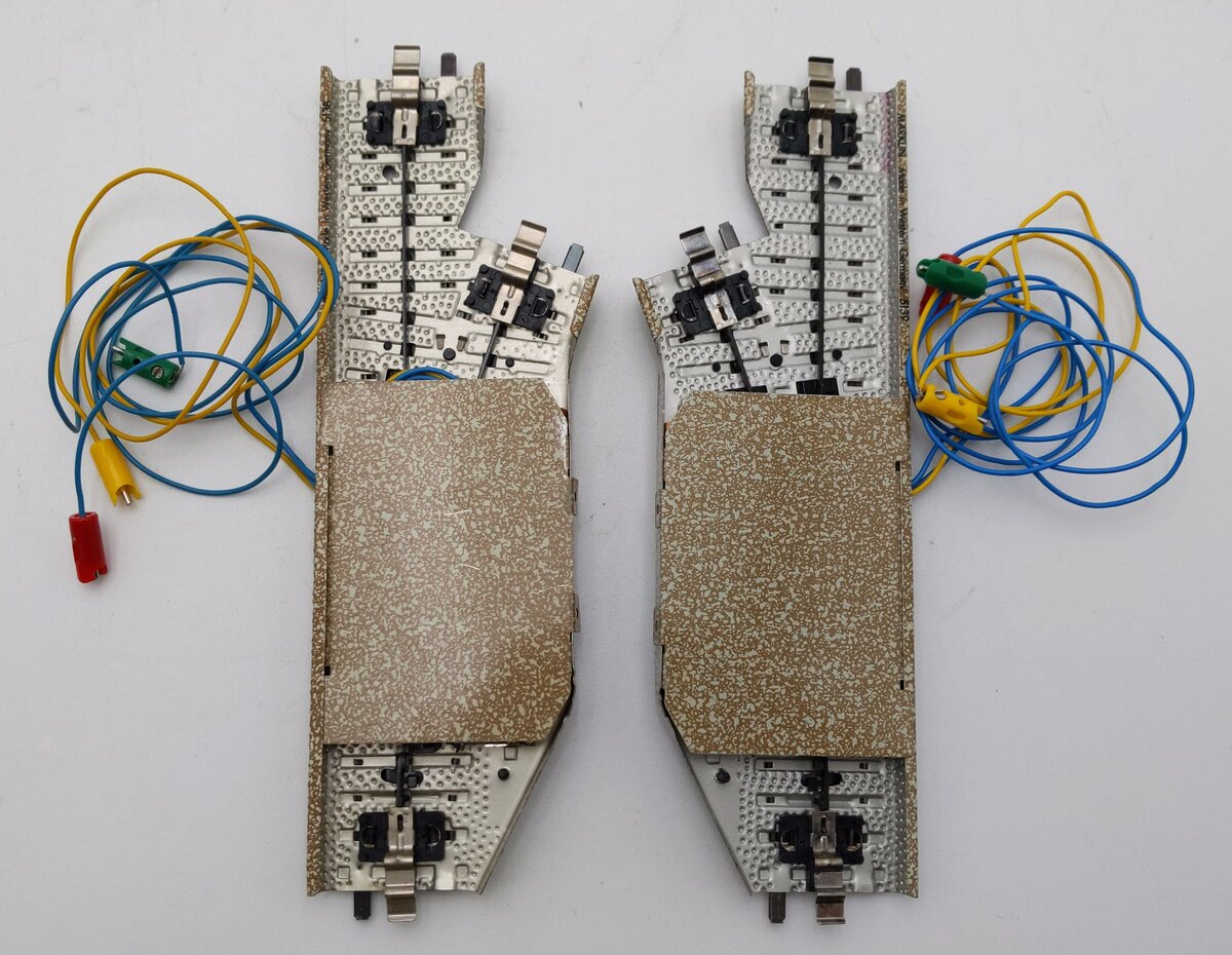 Marklin 5137 HO Metal Track 2-Way Swich Turnout (Pack of 2) EX/Box