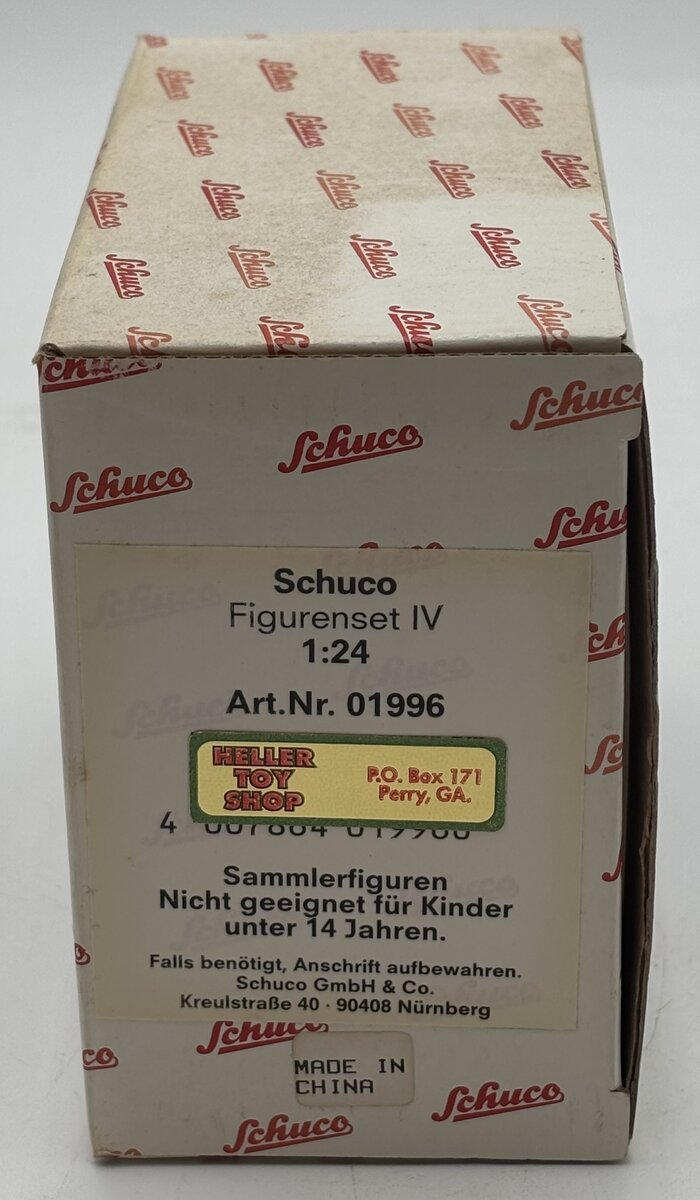 Schuco 01996 1:24  Figure Set IV Le Mans Driver & Mechanic Figures LN/Box