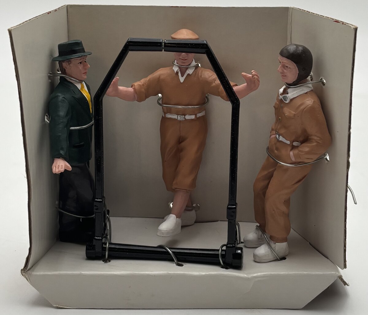 Schuco 01996 1:24  Figure Set IV Le Mans Driver & Mechanic Figures LN/Box