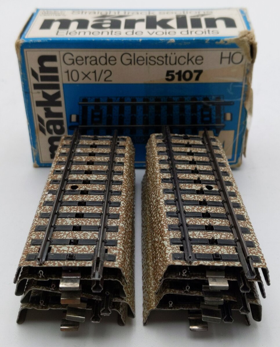 Marklin 5107 HO Scale 80 mm Straight Track Sections [8] VG/Box