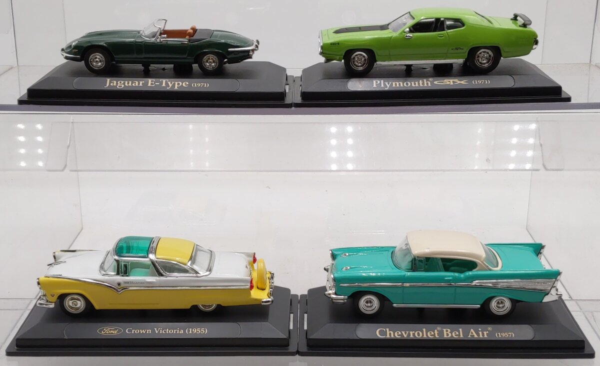 Yat Ming 1:43 Assorted Cars-  # 94244G, 94201T, 94202Y, 94218G [4] EX/Box