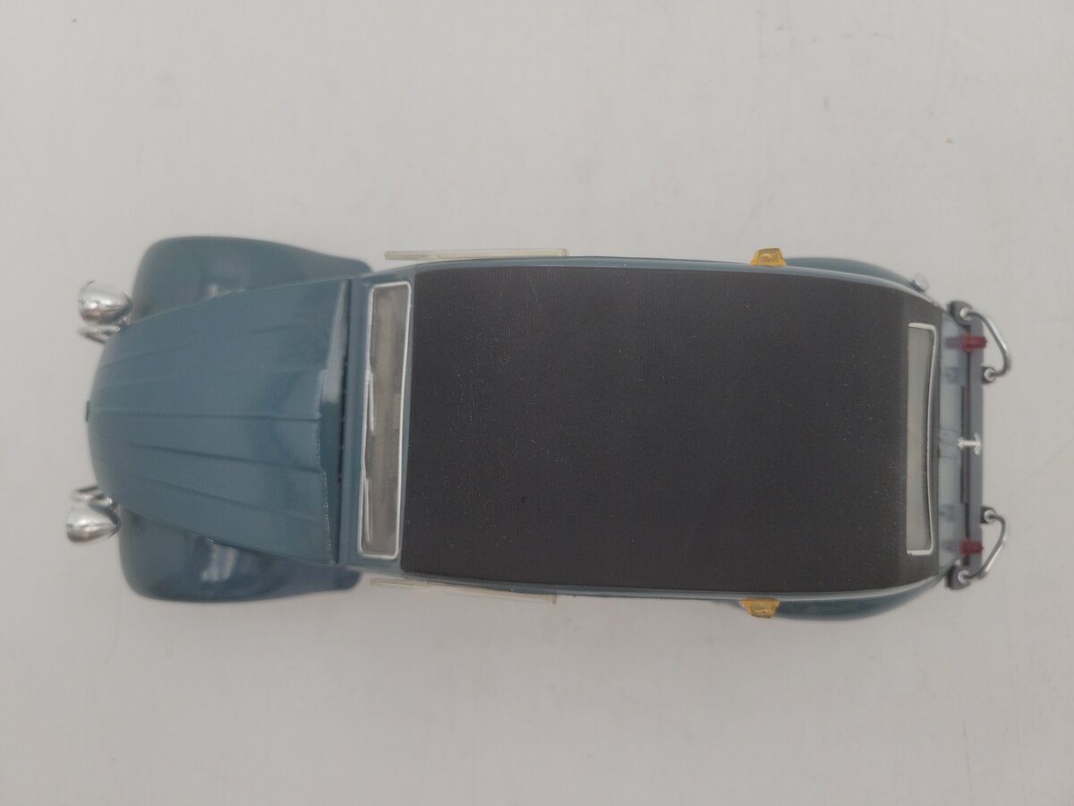 Solido 1:17 Scale Gray and Black Citroen 2 CV With Hard Top Diecast Car EX