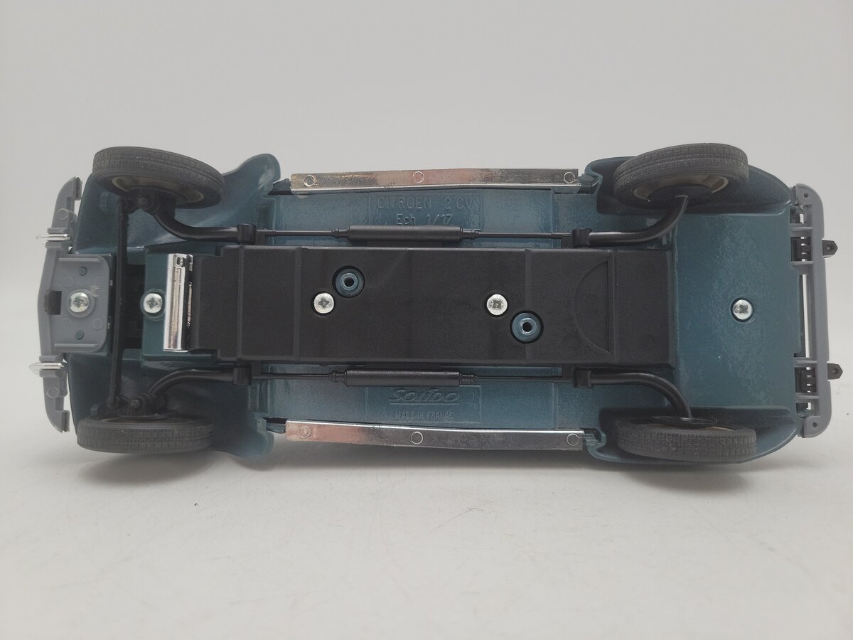 Solido 1:17 Scale Gray and Black Citroen 2 CV With Hard Top Diecast Car EX