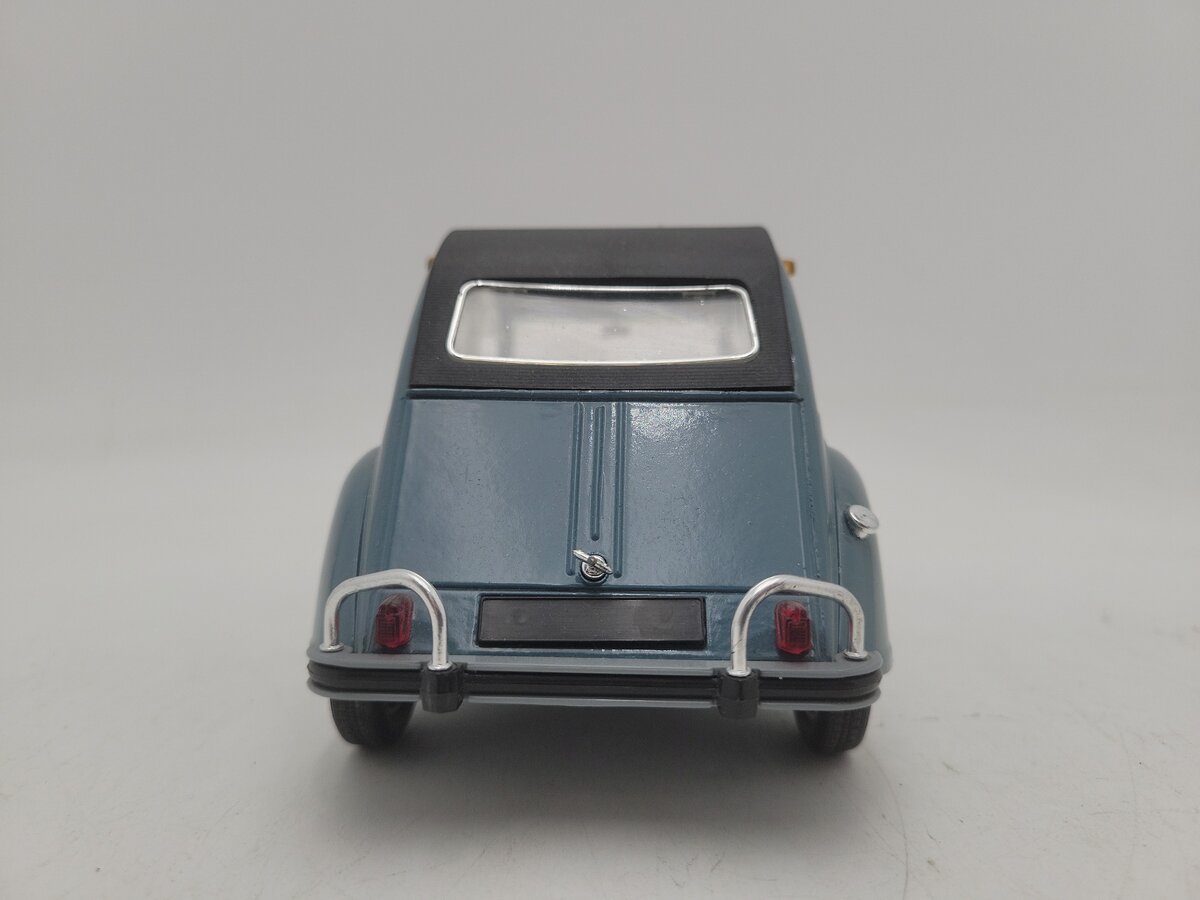 Solido 1:17 Scale Gray and Black Citroen 2 CV With Hard Top Diecast Car EX
