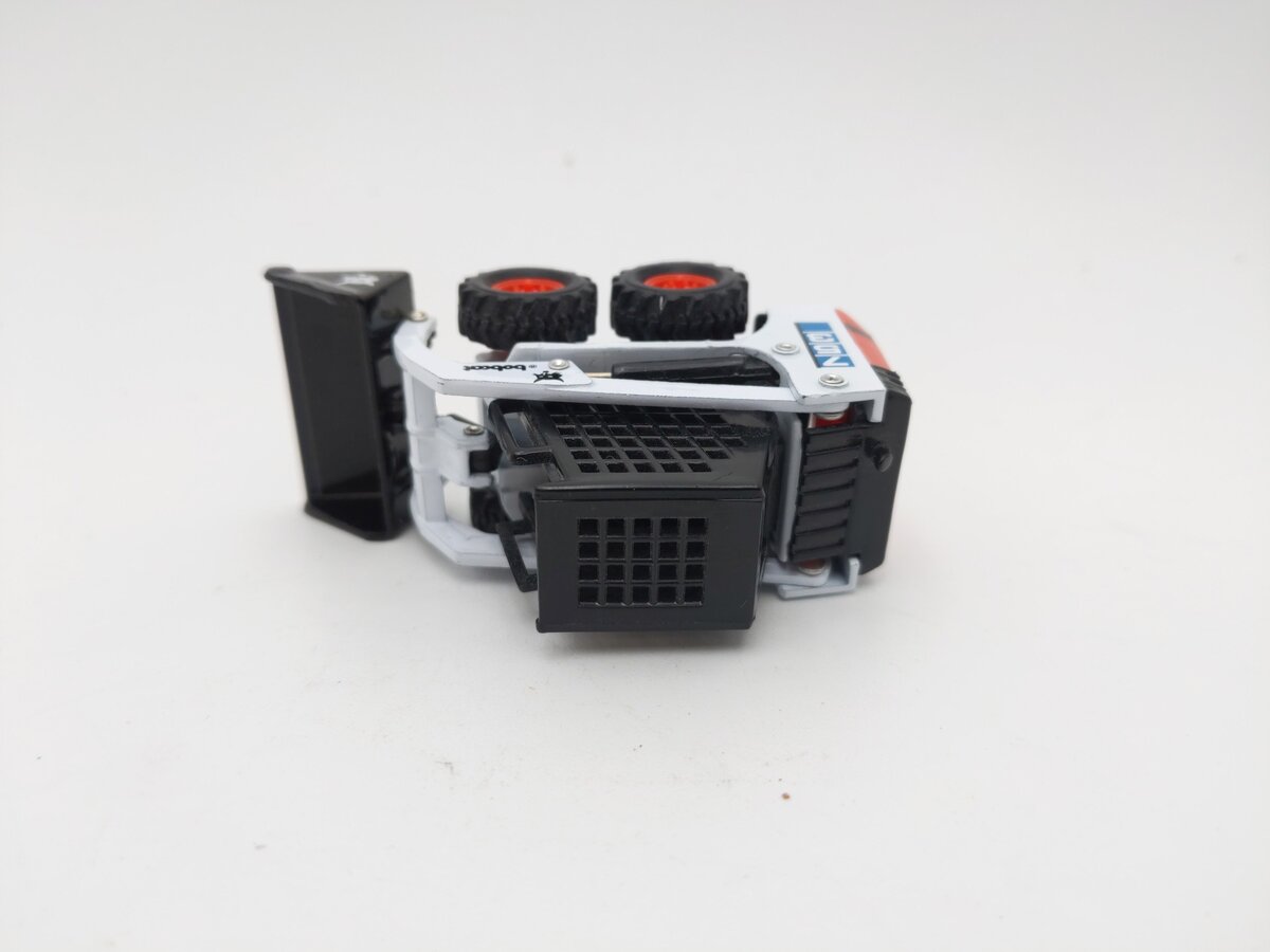 Bobcat 753 1:50 Diecast Loader Model EX/Box