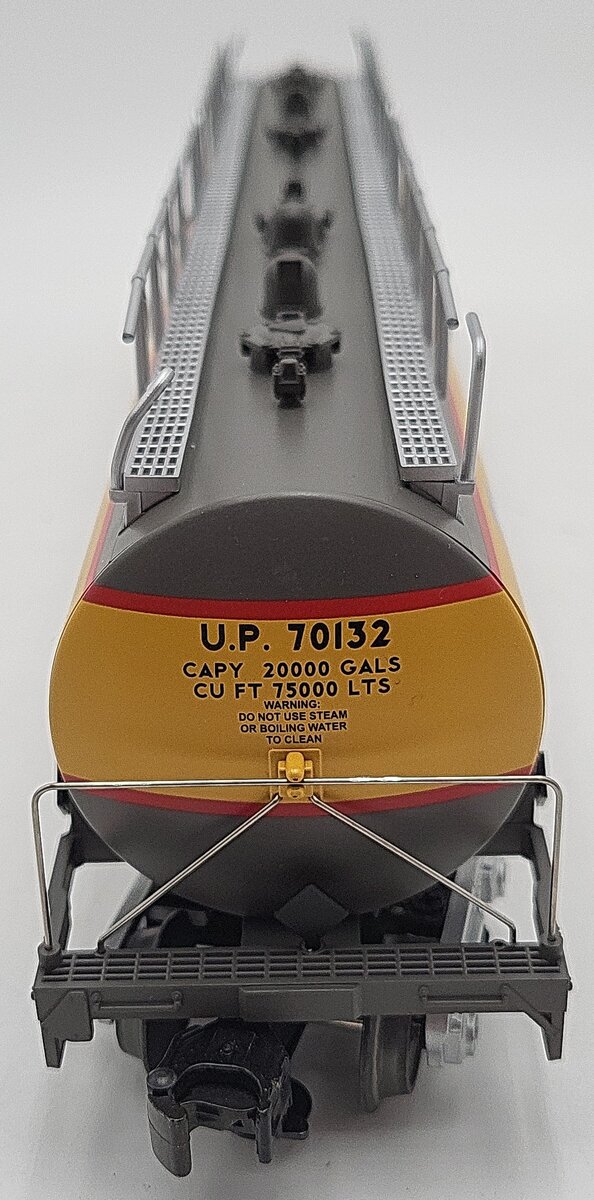 MTH 20-96055 O Gauge Union Pacific 20K Gallon Tank Car #70132 EX