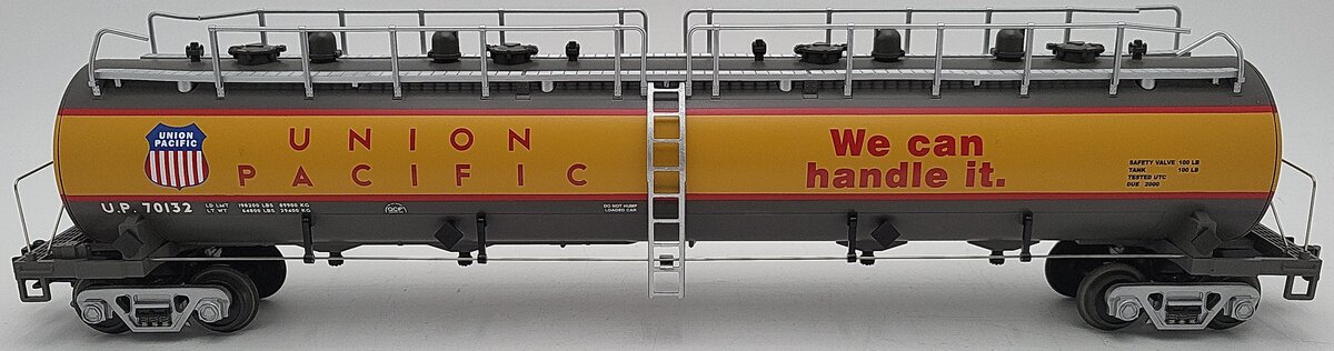 MTH 20-96055 O Gauge Union Pacific 20K Gallon Tank Car #70132 EX