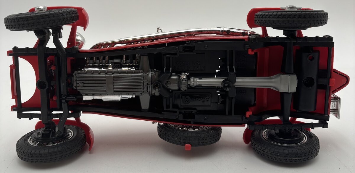 Burago 1:18 Red Alfa Romeo 2300 Monza EX