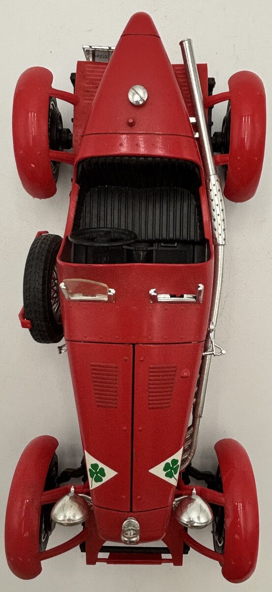 Burago 1:18 Red Alfa Romeo 2300 Monza EX