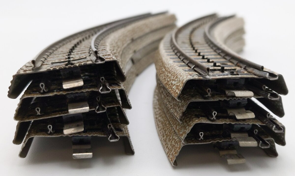 Marklin 5120 HO Scale Curved Track Sections (8) VG