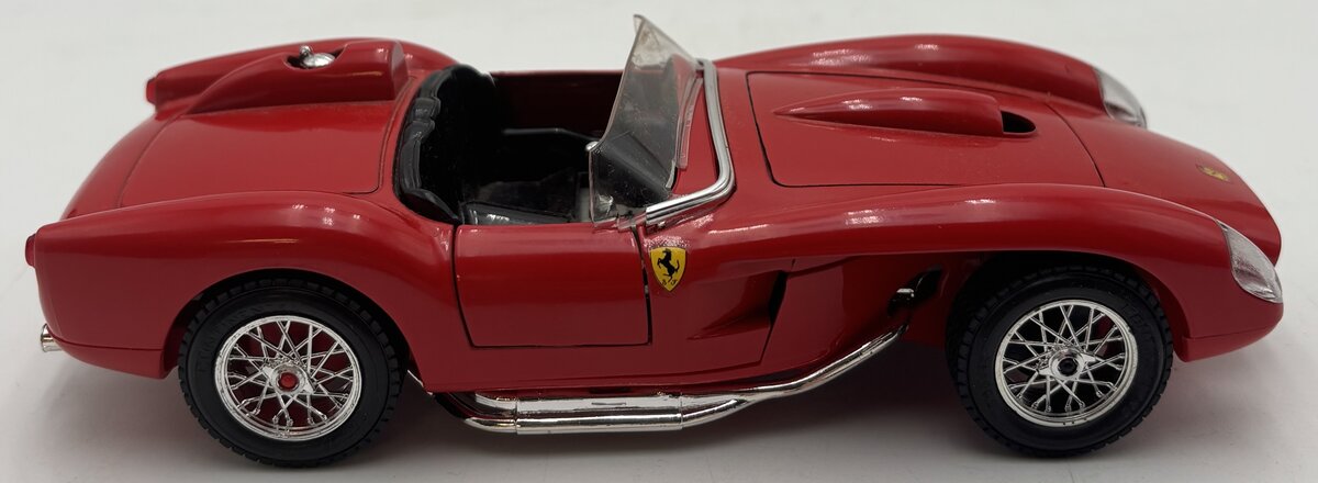 Burago 1507 1:24 Ferrari 250 Testa Rossa EX