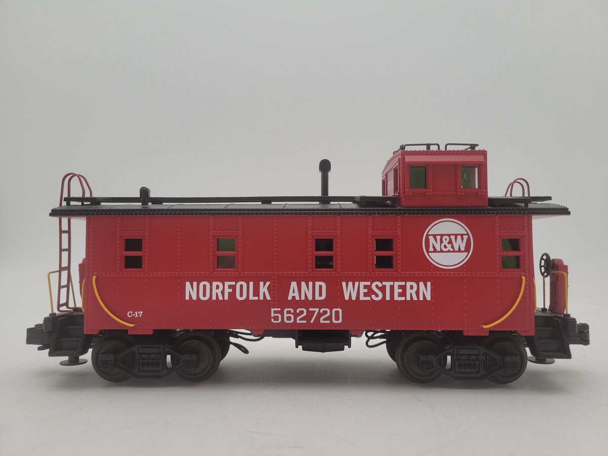 MTH 20-91027 O Gauge Norfolk & Western Steel Caboose #562720 EX