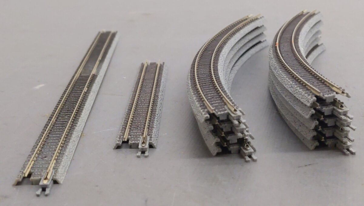 Micro-Trains Z Scale Assorted Straight Track Sections [11] VG