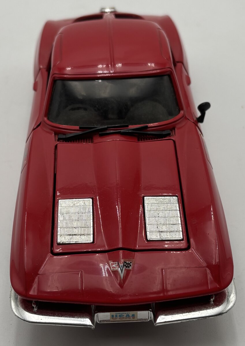 Revell 1:24 Red 1963 Corvette Stingray LN