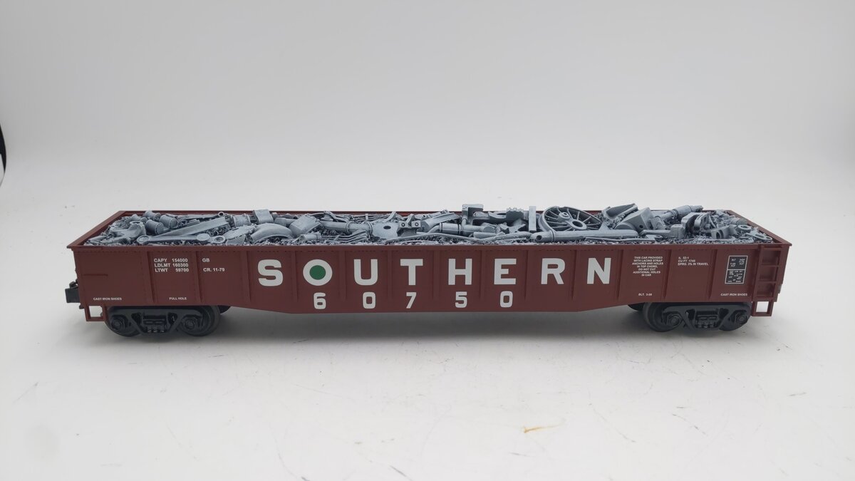 MTH 20-98004 O Gauge Southern Gondola with Junk Load #60750 EX