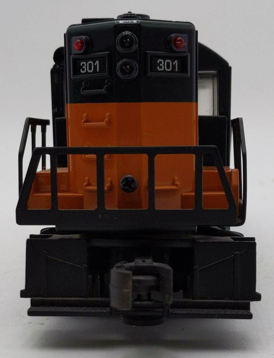 Williams O Gauge Milwaukee Road GP-9 Dummy Locomotive #301 EX/Box