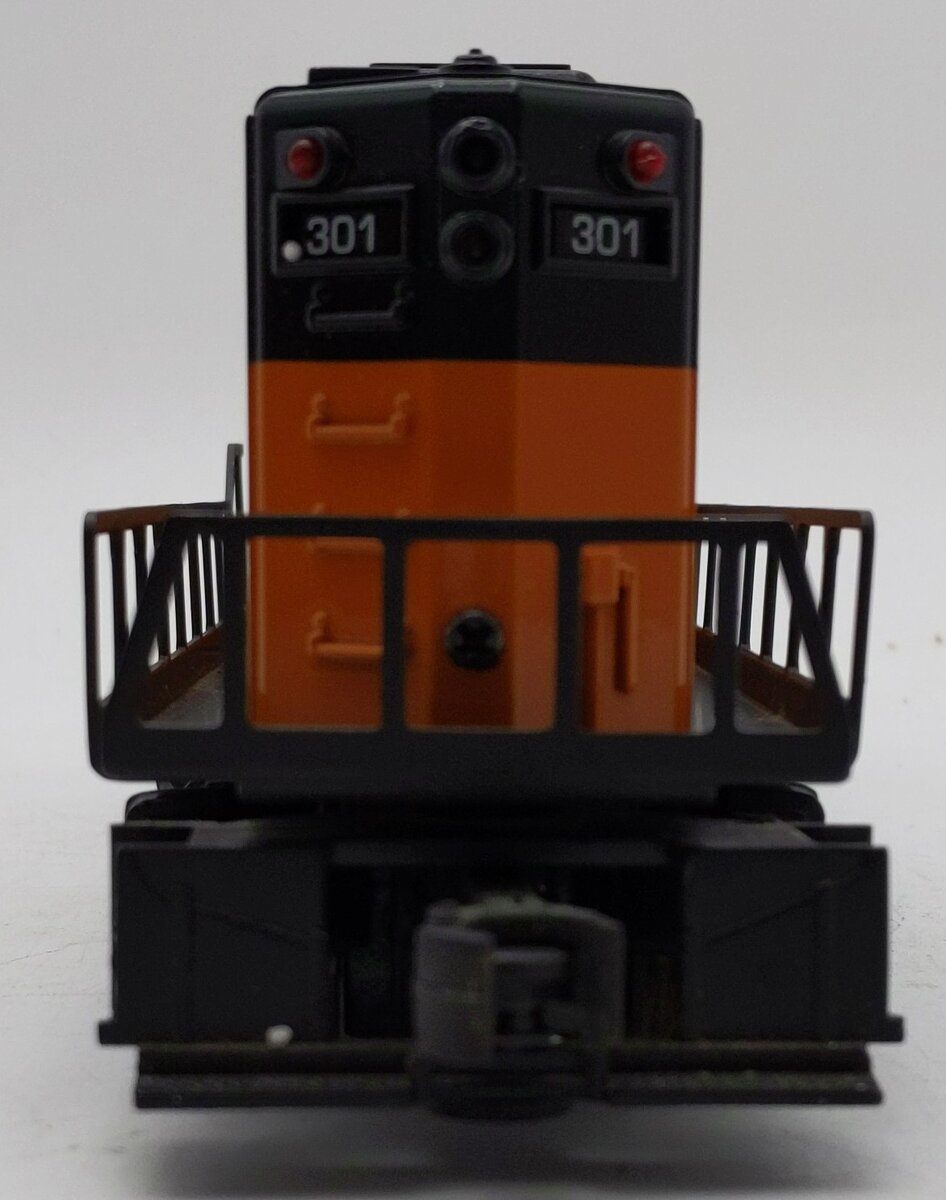Williams O Gauge Milwaukee Road GP-9 Dummy Locomotive #301 EX/Box