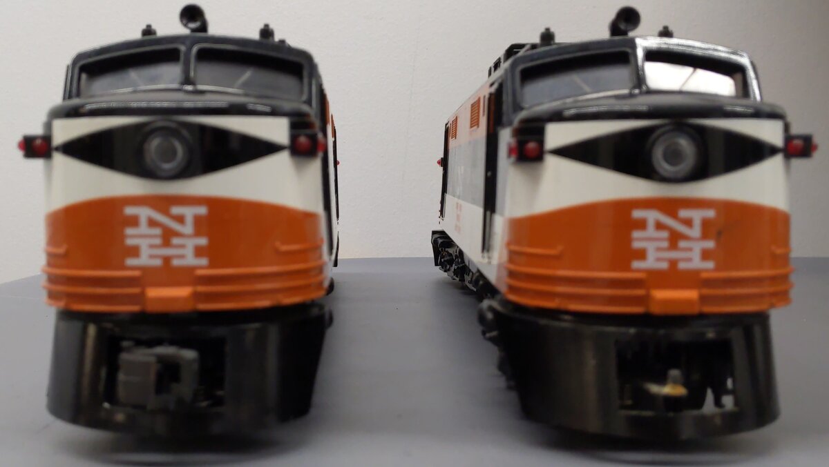 Williams EP200S New Haven EP5 AA Diesel Set with True-Sounds #377 and #378 EX/Box