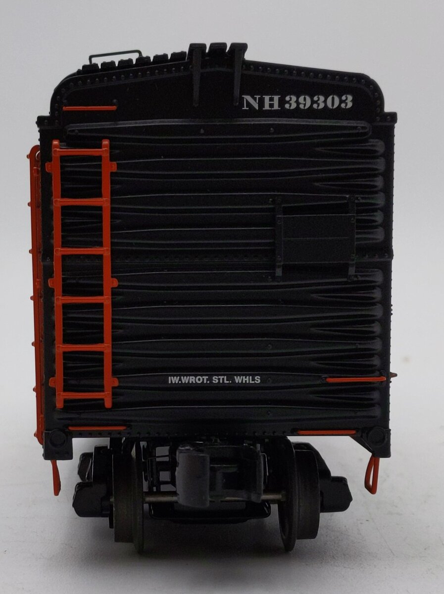 Lionel 6-17766 O Gauge New Haven Boxcar Round Roof #39303 EX/Box