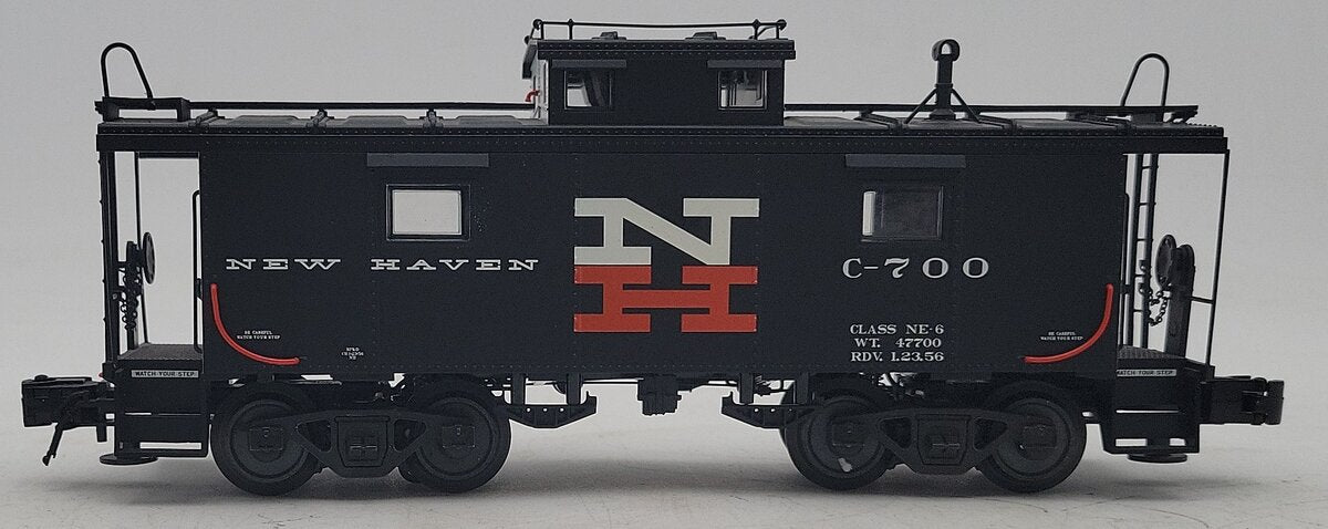 Atlas 6679-1 O Gauge New Haven International NE-6 Caboose #700 (3-Rail) EX/Box