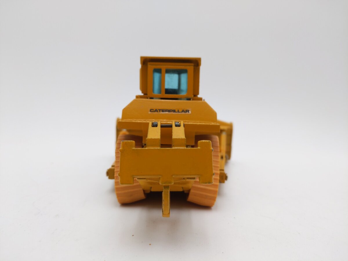 NZG 233 1:50 Scale CAT D9R Track-Type Tractor Diecast EX