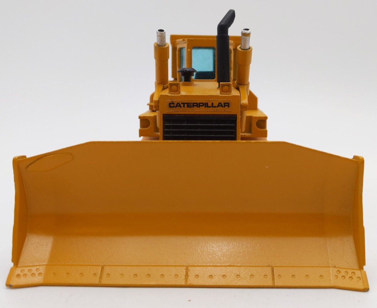 NZG 233 1:50 Scale CAT D9R Track-Type Tractor Diecast EX