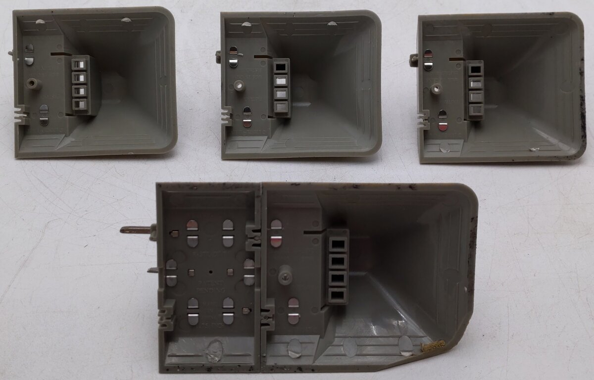 Lionel O Gauge Assorted Bumper Fastrack Sections [4] VG