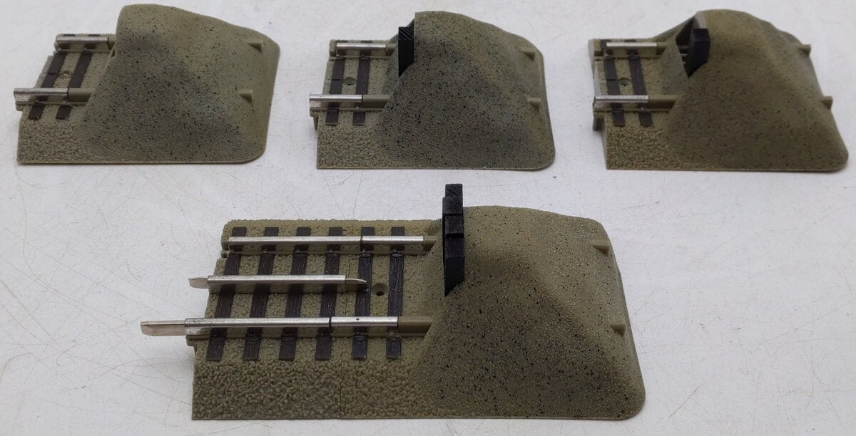 Lionel O Gauge Assorted Bumper Fastrack Sections [4] VG